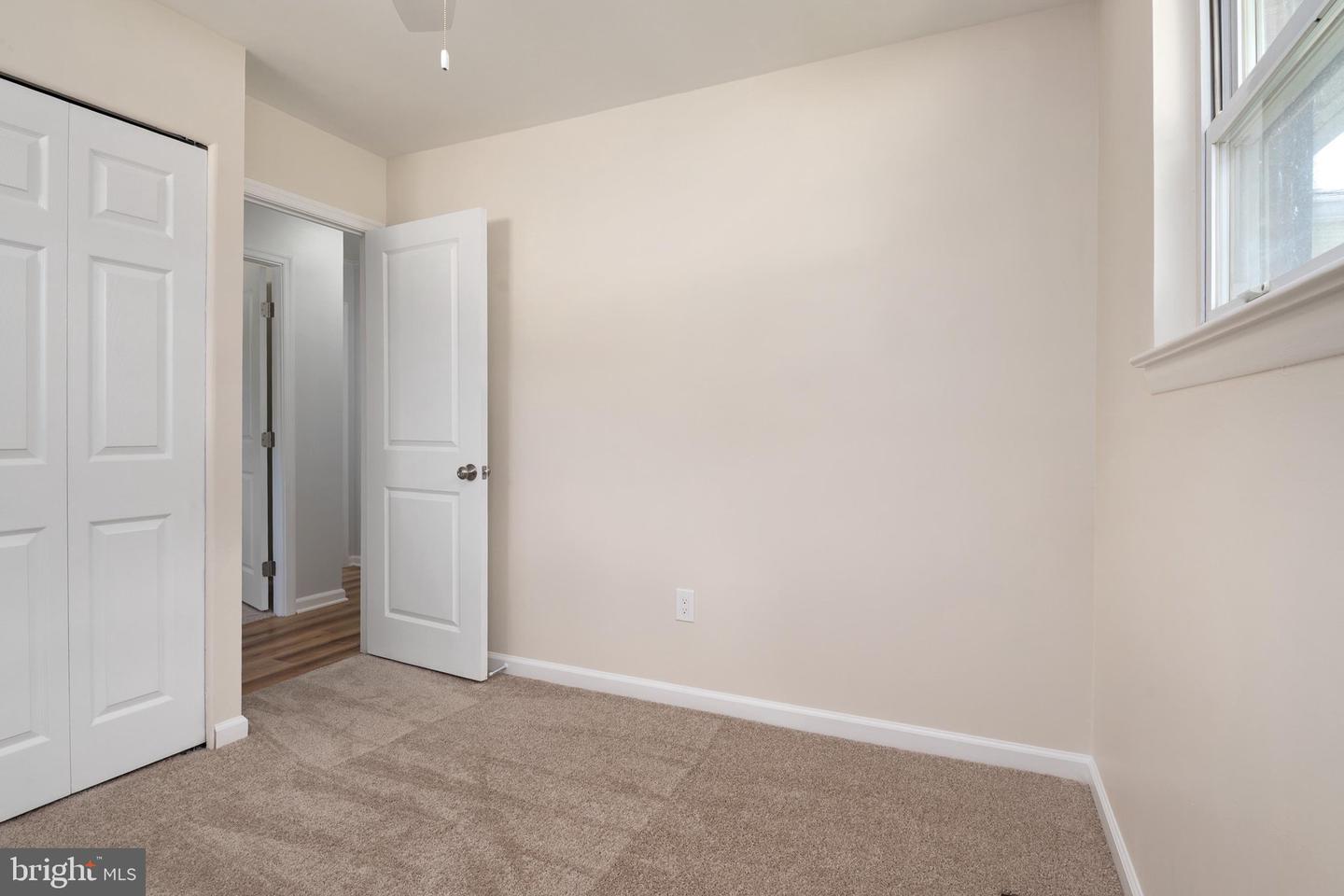 541 Crestpark Dr Property Photo 22