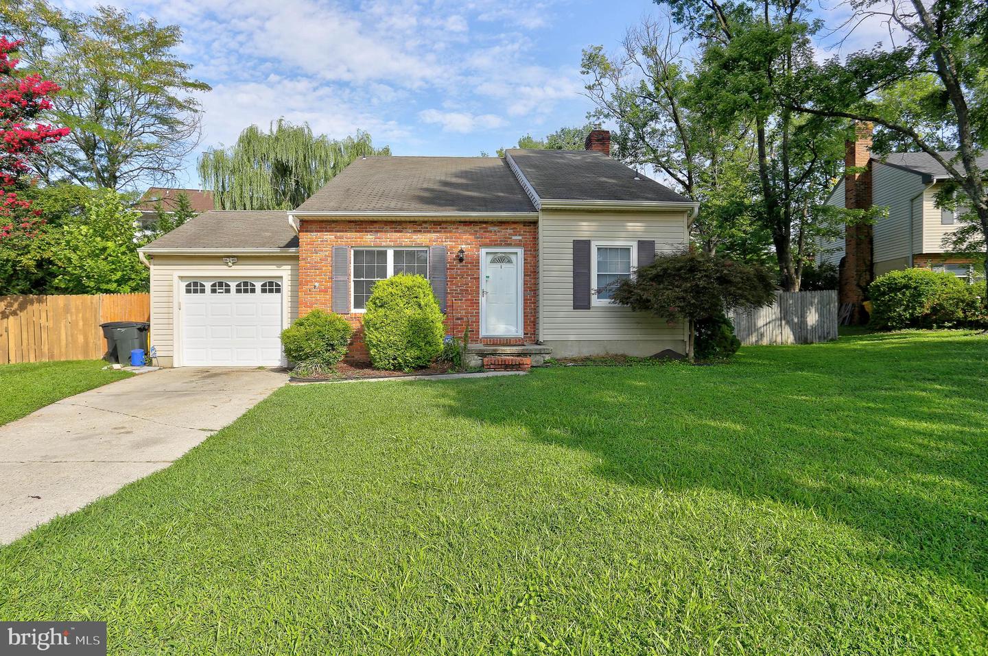 2320 Fairhaven Ln Property Photo 1