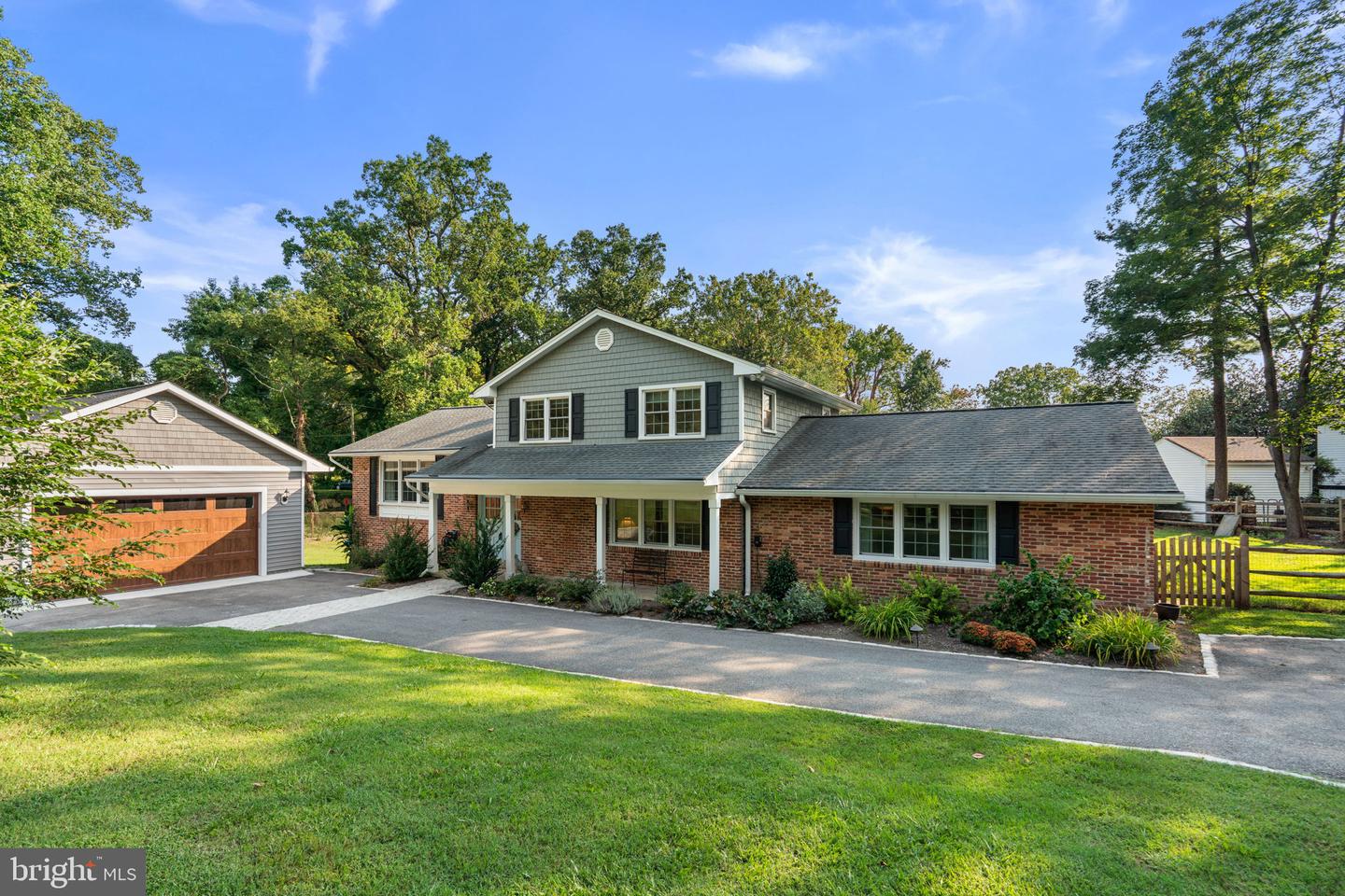 384 Eagle Hill Rd Property Photo 1