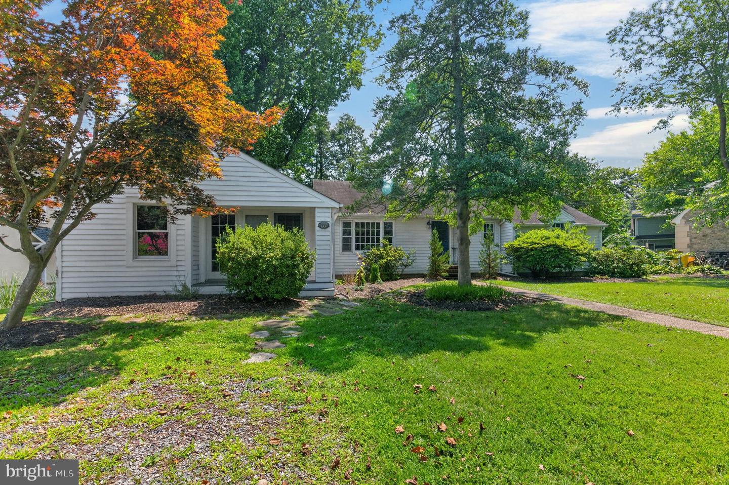 111 Wardour Dr Property Photo 17