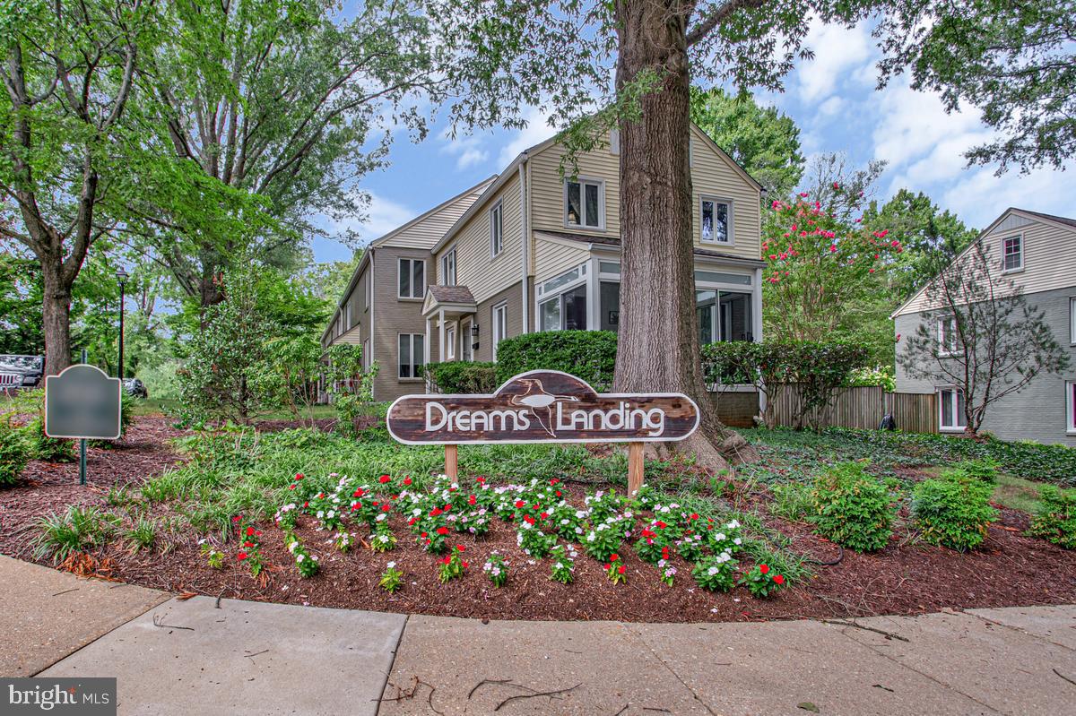1006 Dreams Landing Way Property Photo 1