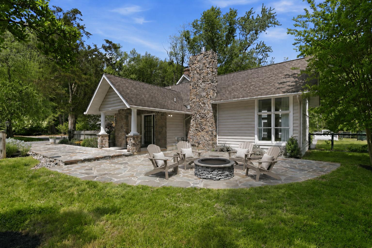 5865 Deale Beach Rd Property Photo 12
