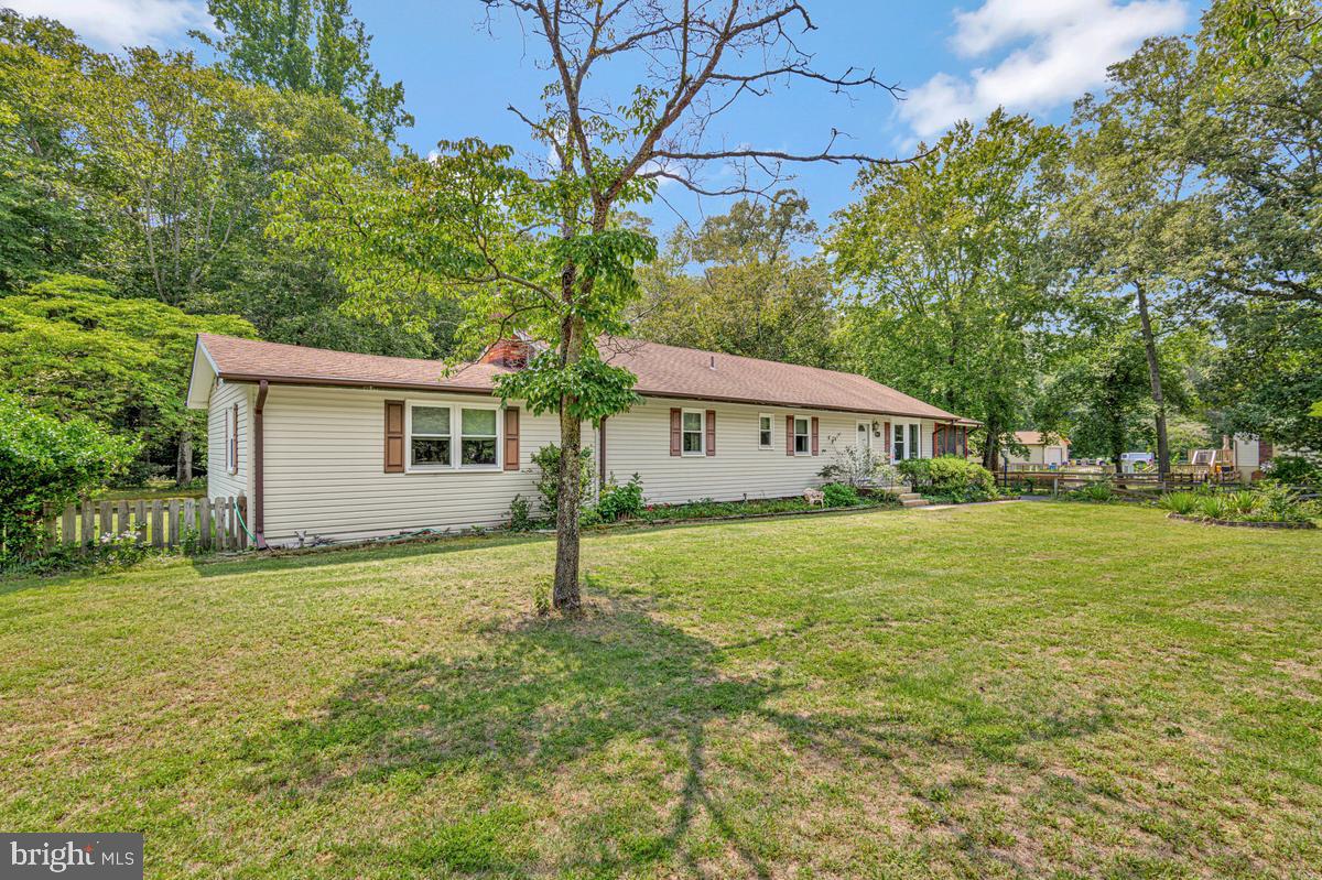 893 Harwood Rd Property Photo 49