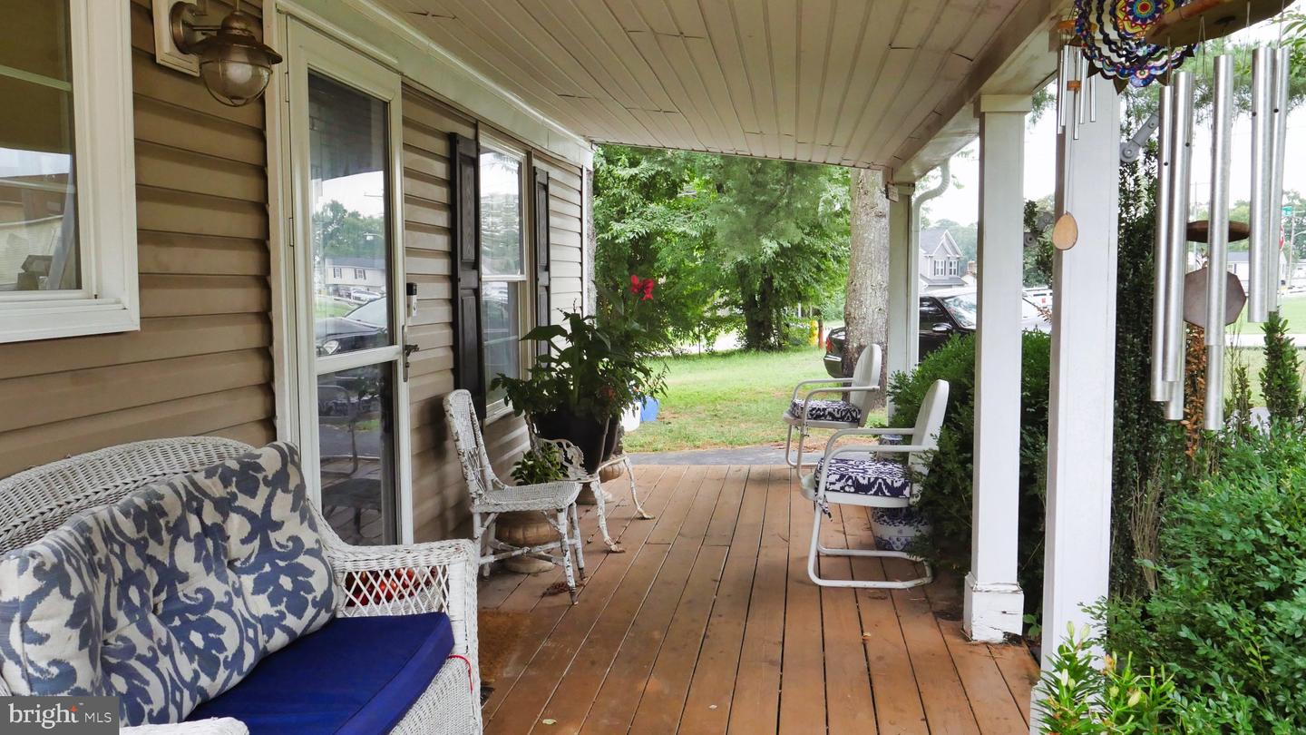 7833 Leymar Rd Property Photo 10