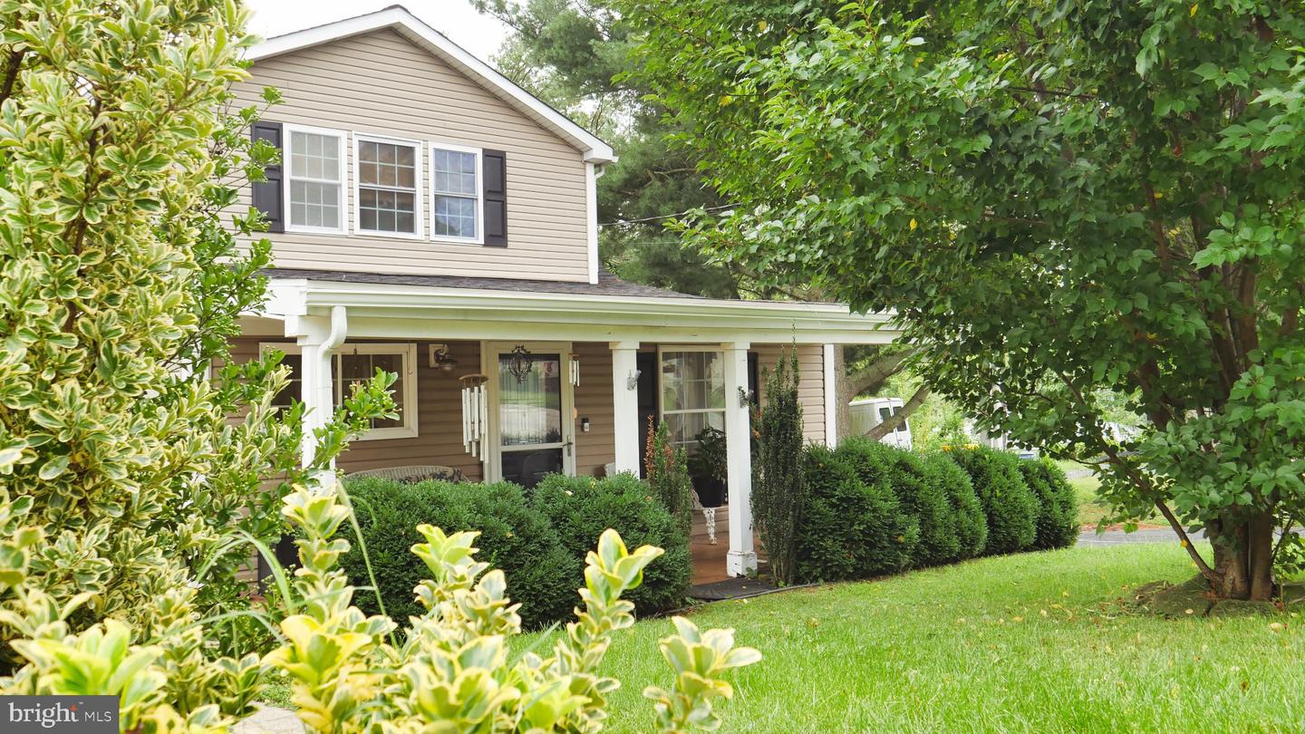 7833 Leymar Rd Property Photo 11