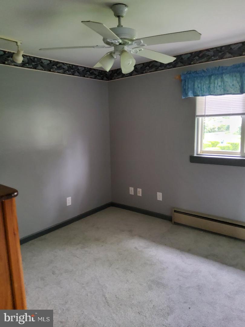 1222 Hillside Rd Property Photo 27