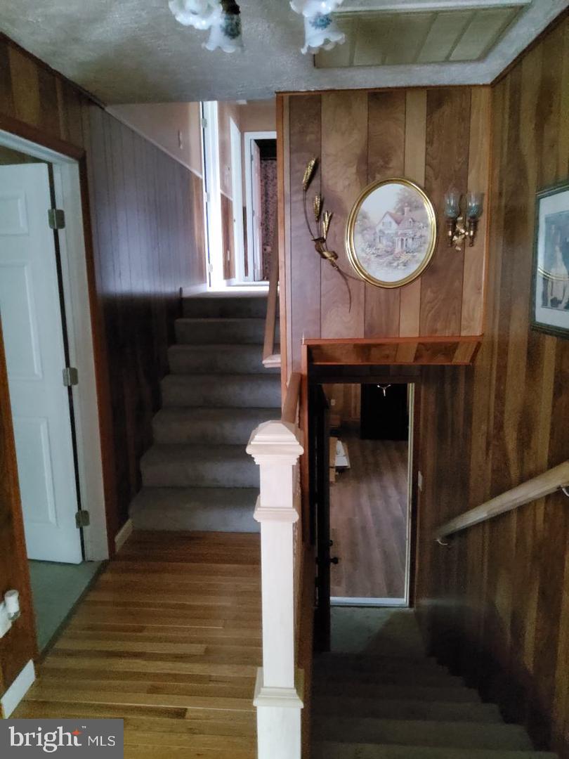 1222 Hillside Rd Property Photo 36