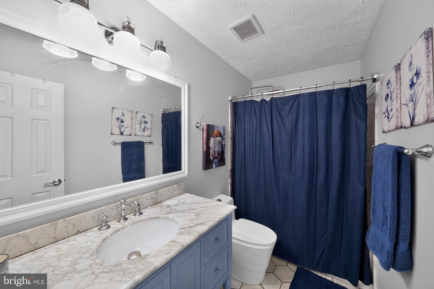 6310 Westmont Ct Property Photo 24
