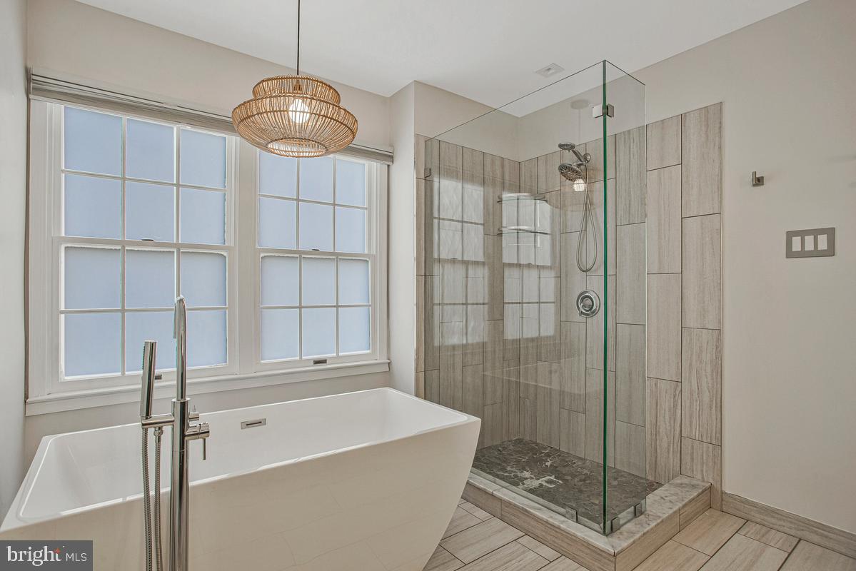 2700 Summerview Way #304 Property Photo 25