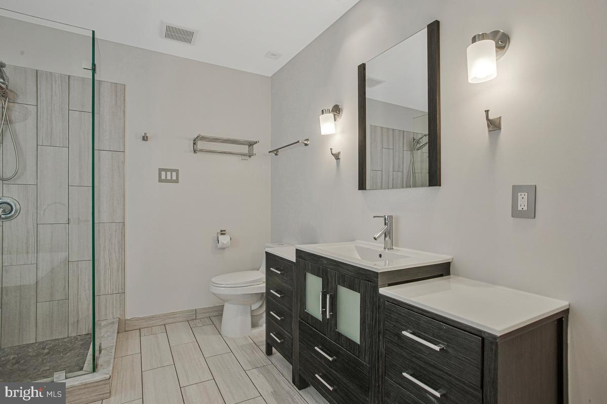 2700 Summerview Way #304 Property Photo 26