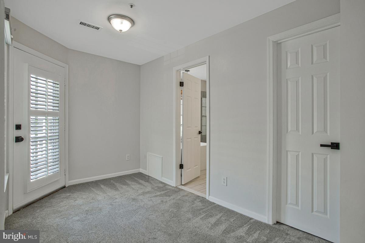 2700 Summerview Way #304 Property Photo 35