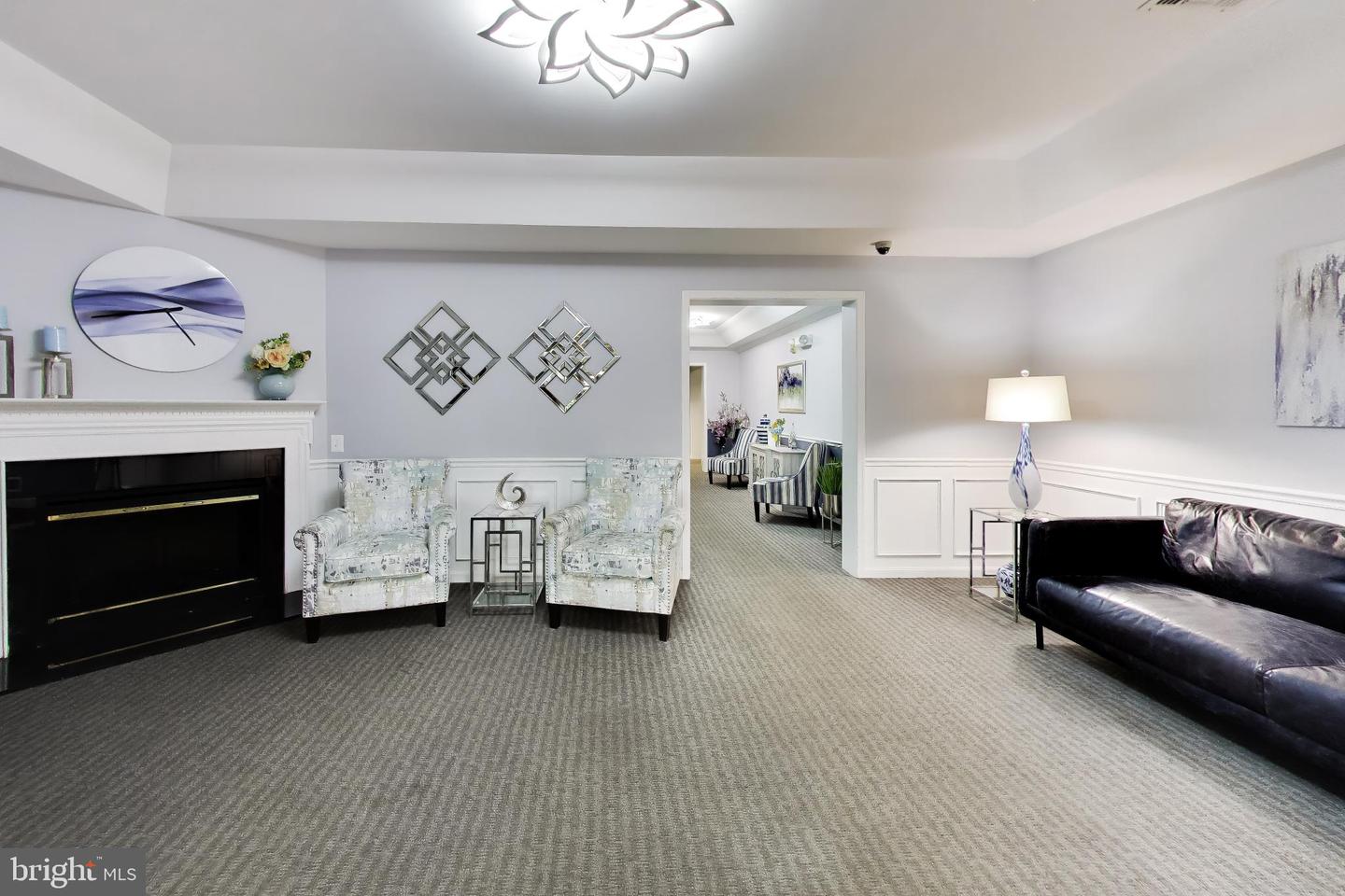 2604 Chapel Lake Dr #202 Property Photo 22