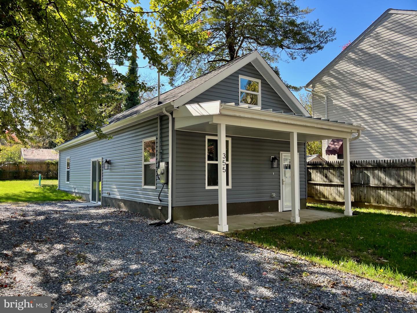 355 KYLE RD Property Photo 1