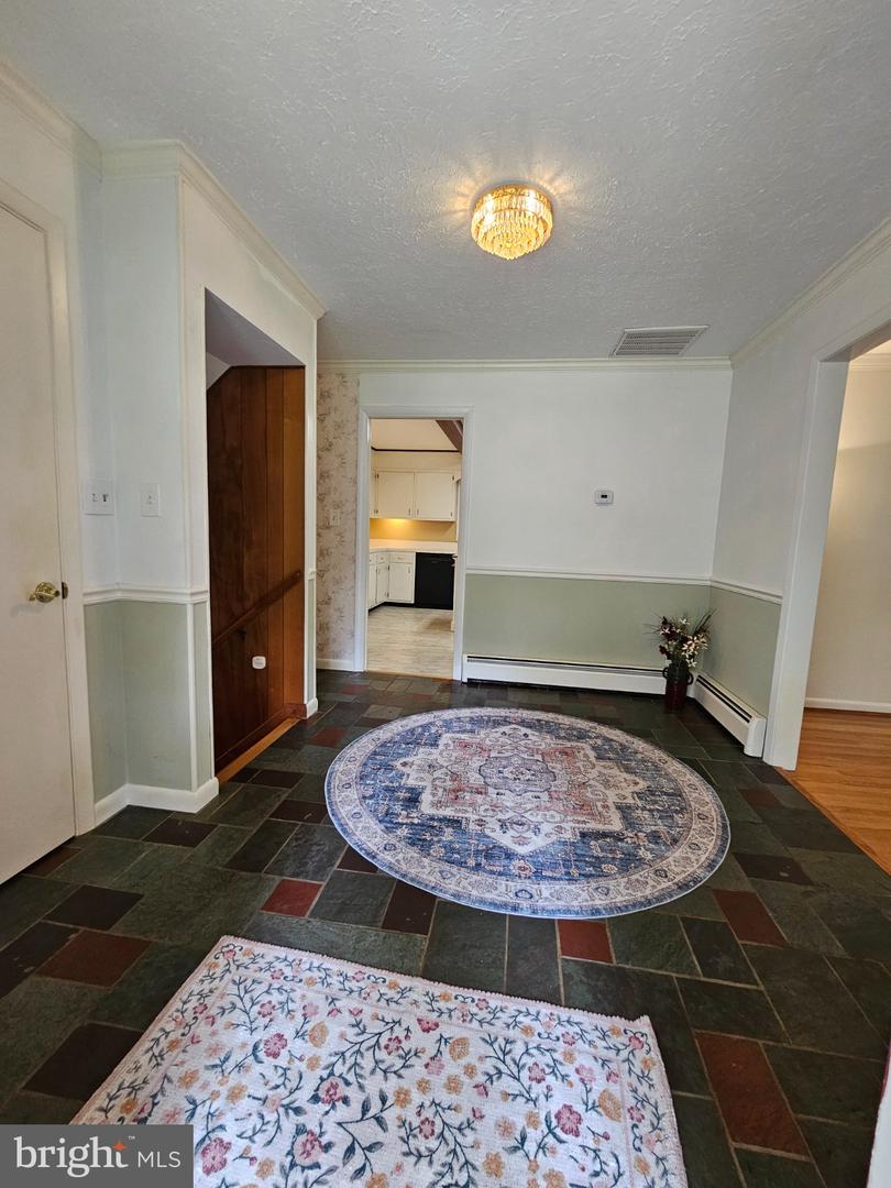 212 Oak Ave Property Photo 32