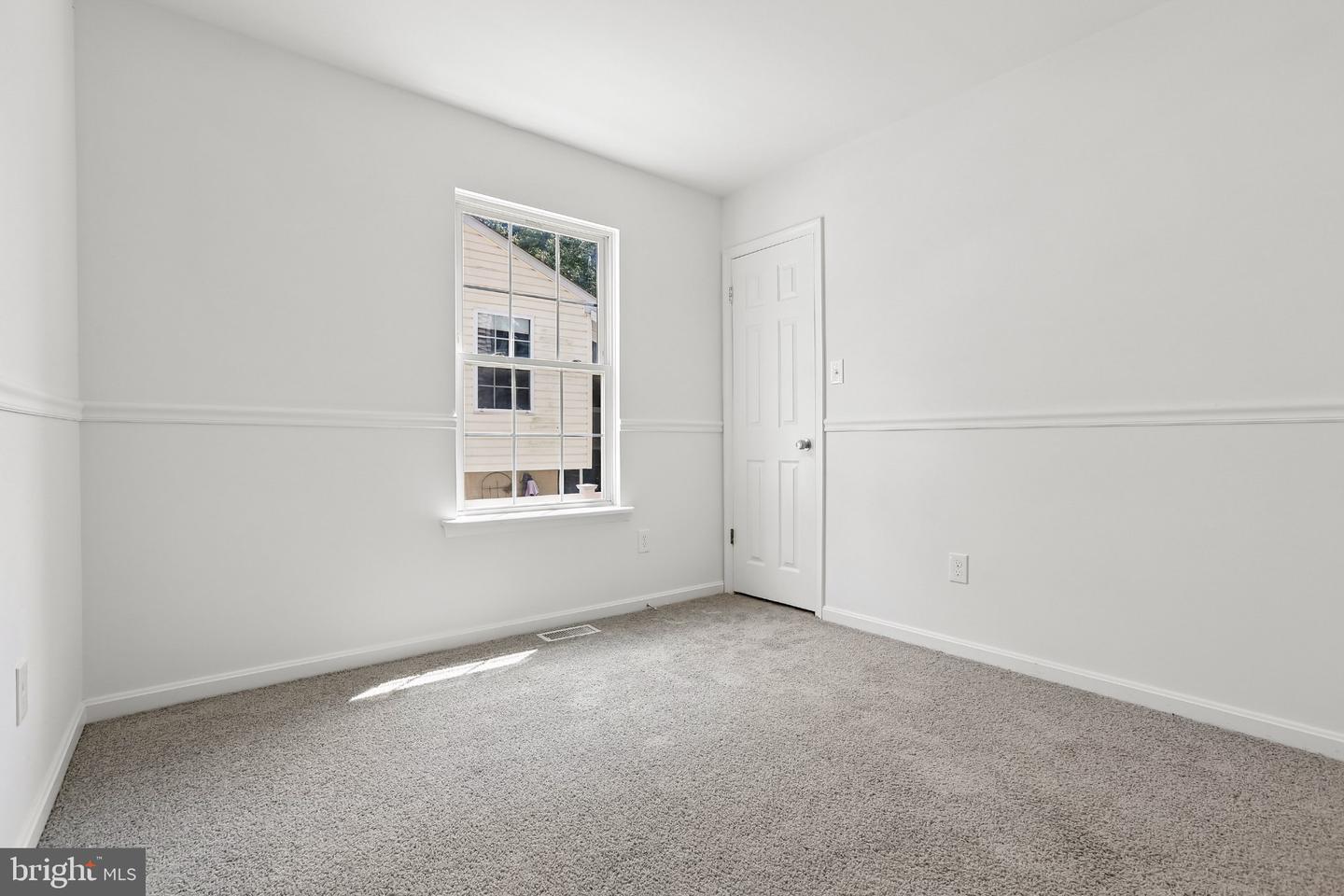 7736 Woodlawn Ave Property Photo 61