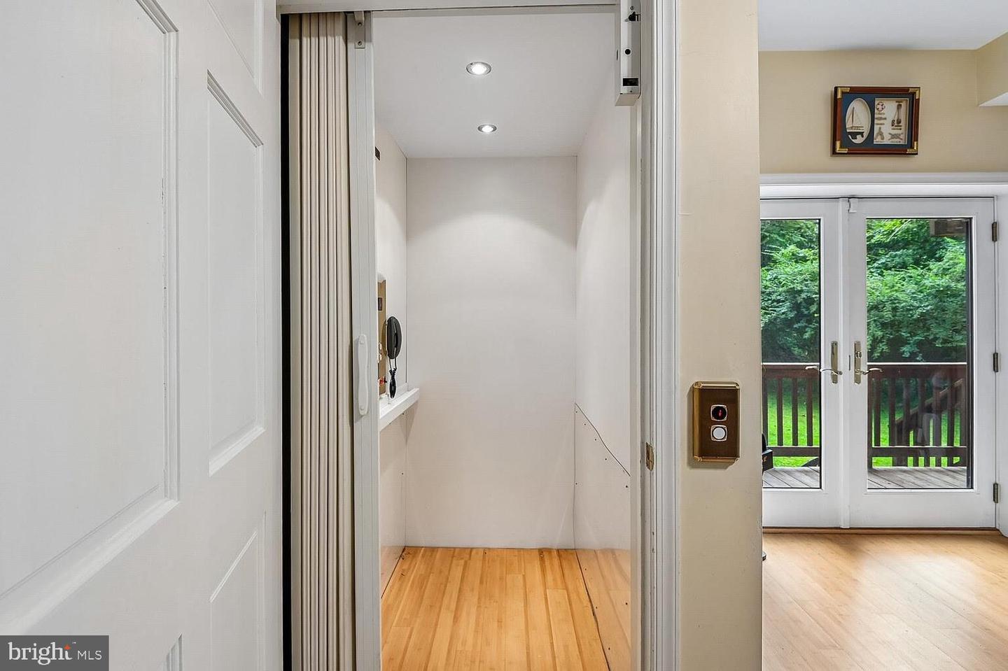 131 Kuethe Dr Property Photo 3