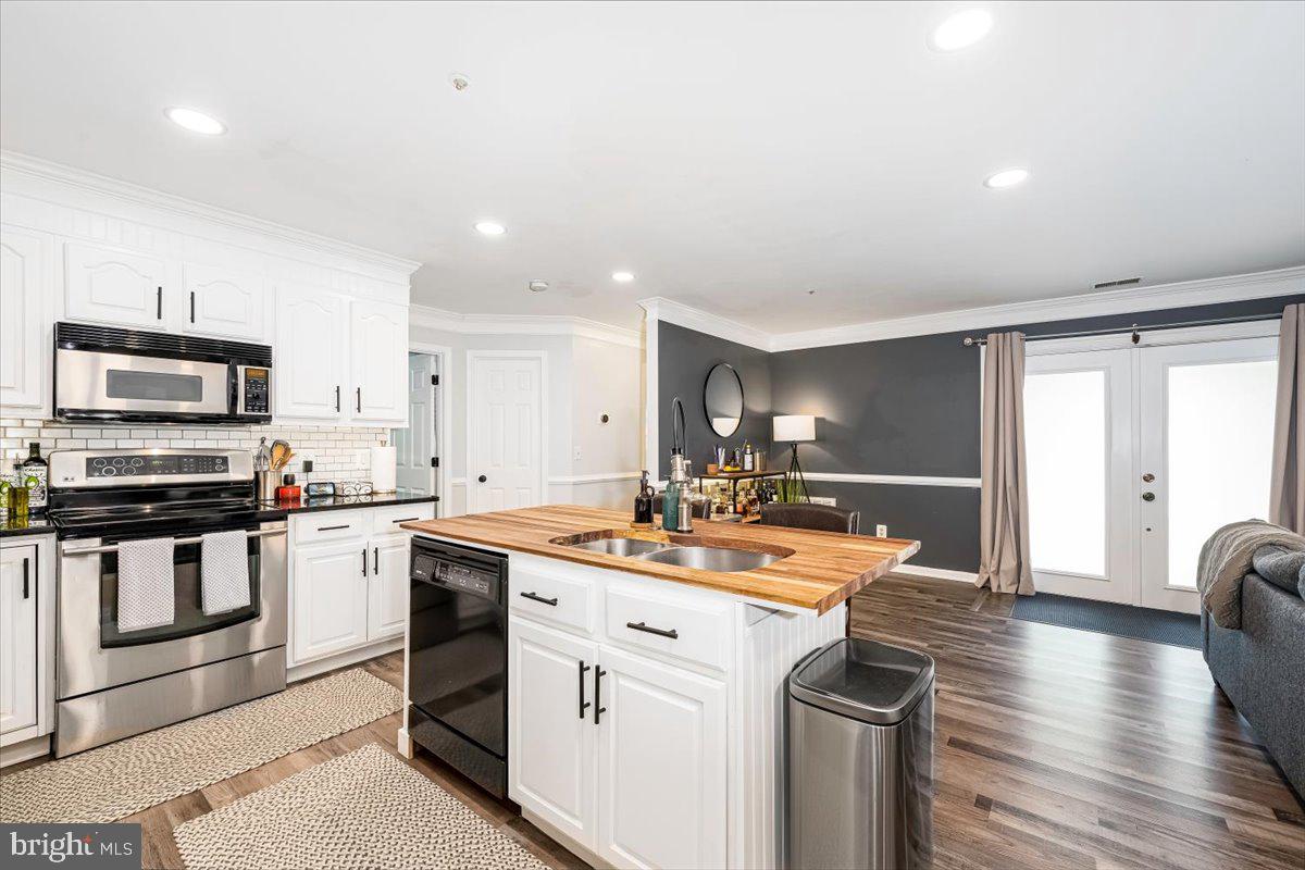 50 Greystone Ct #d Property Photo 16
