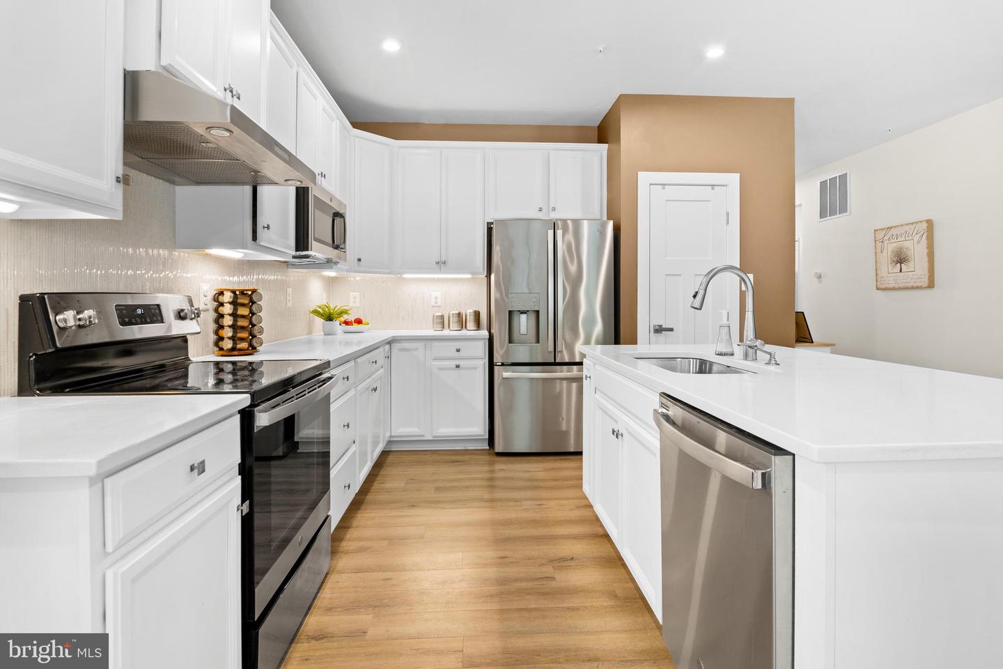 3129 Meander Bnd Property Photo 16