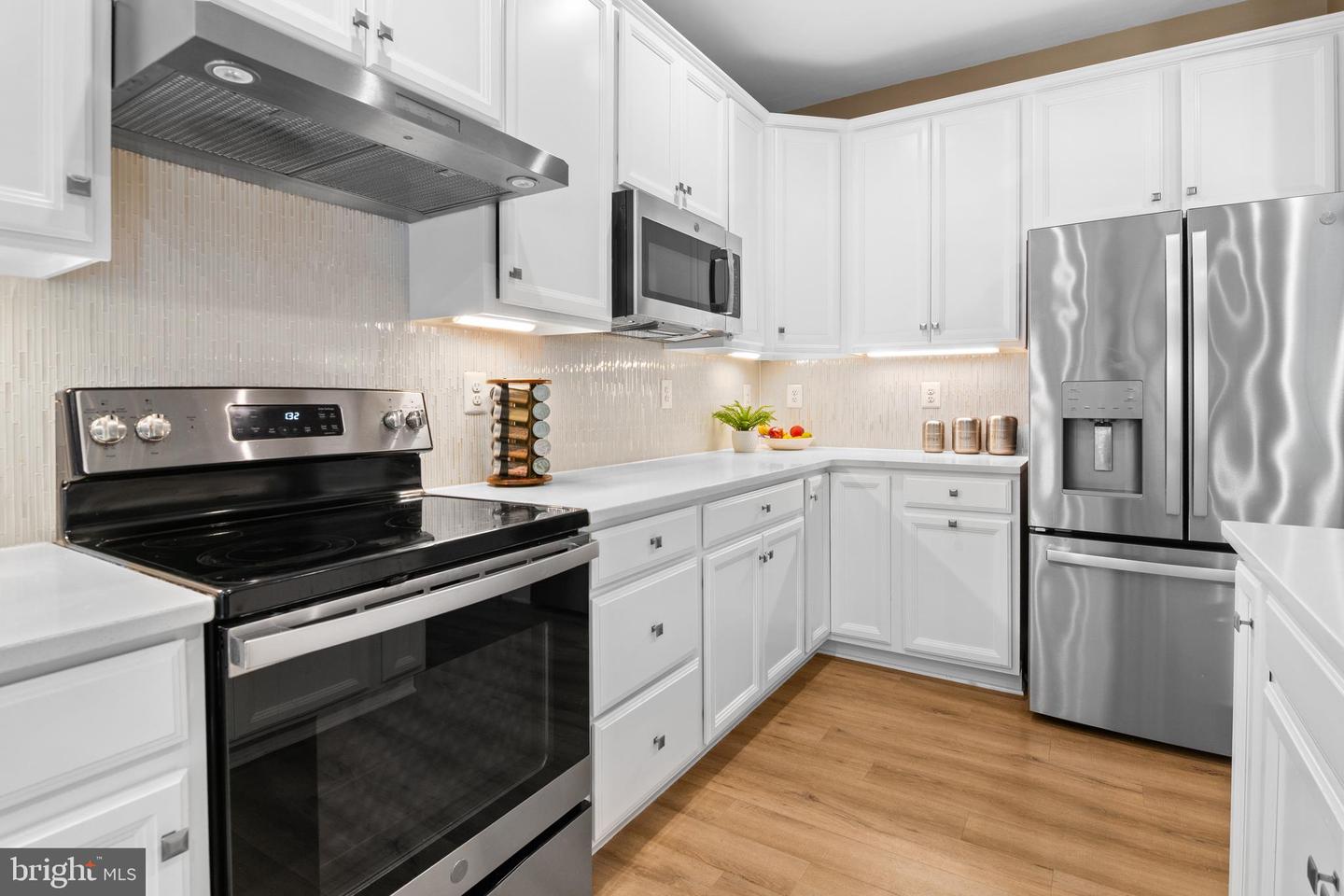 3129 Meander Bnd Property Photo 17