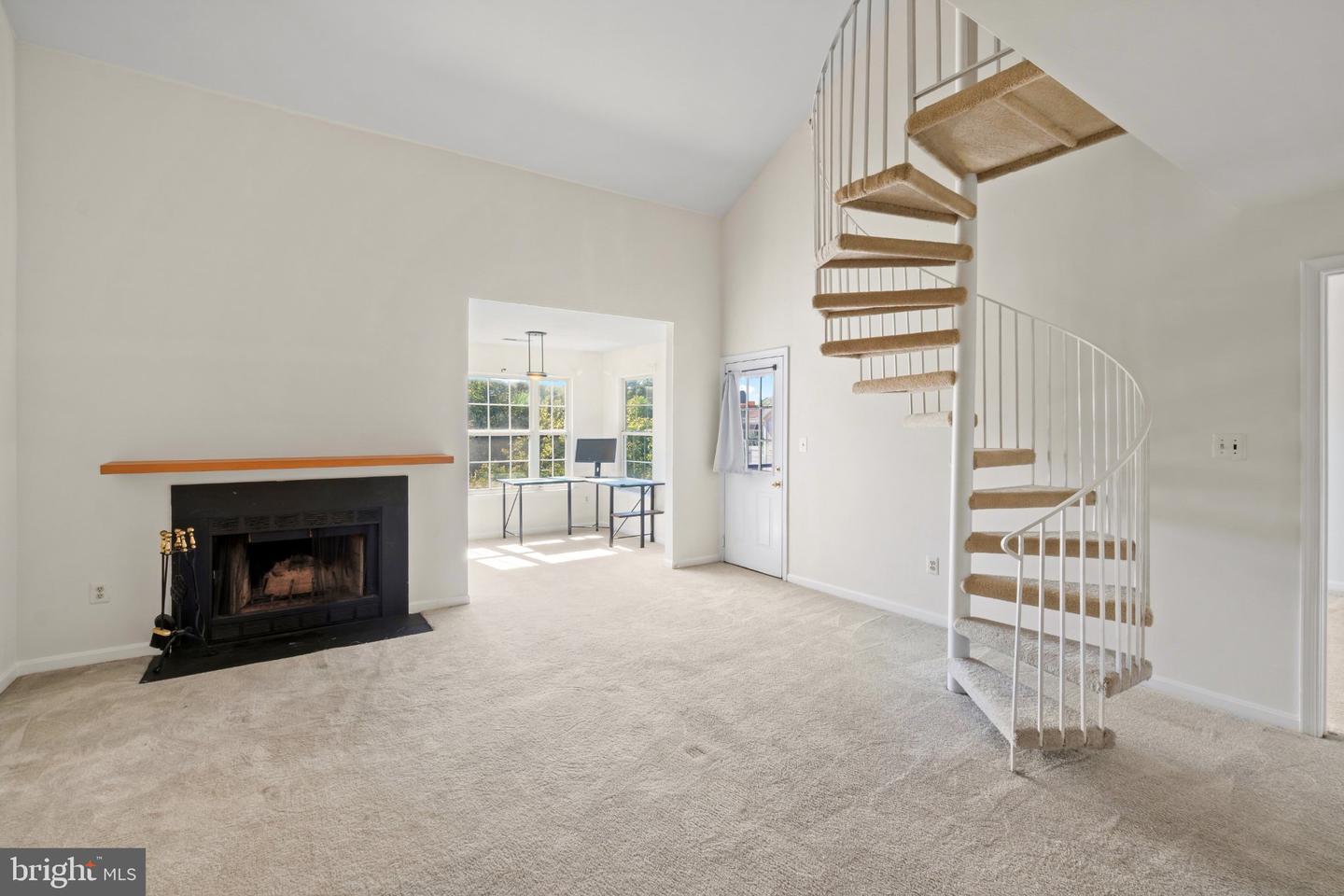 604 Moonglow Rd #304 Property Photo 13