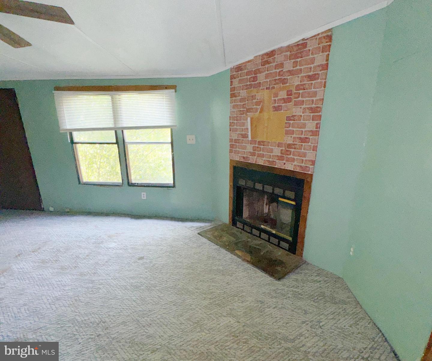8045 Solley Rd Property Photo 6
