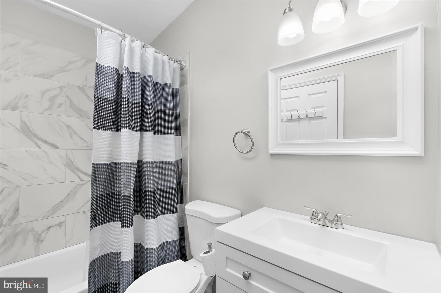128 Delaware Ave Property Photo 10