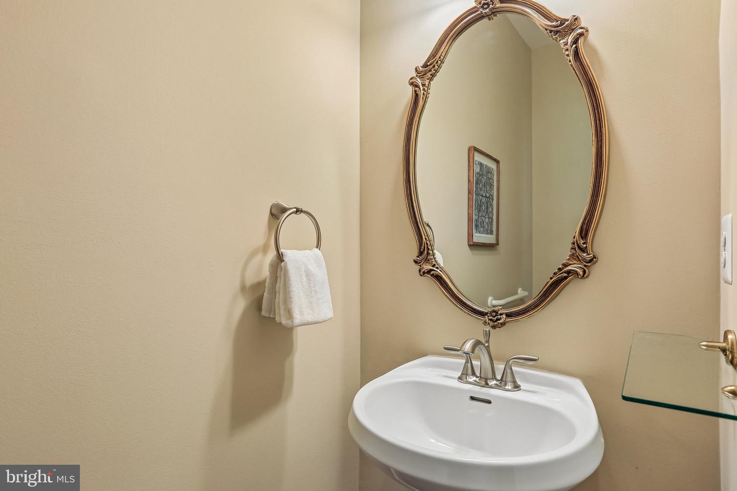 305 Colony Point Pl Property Photo 15