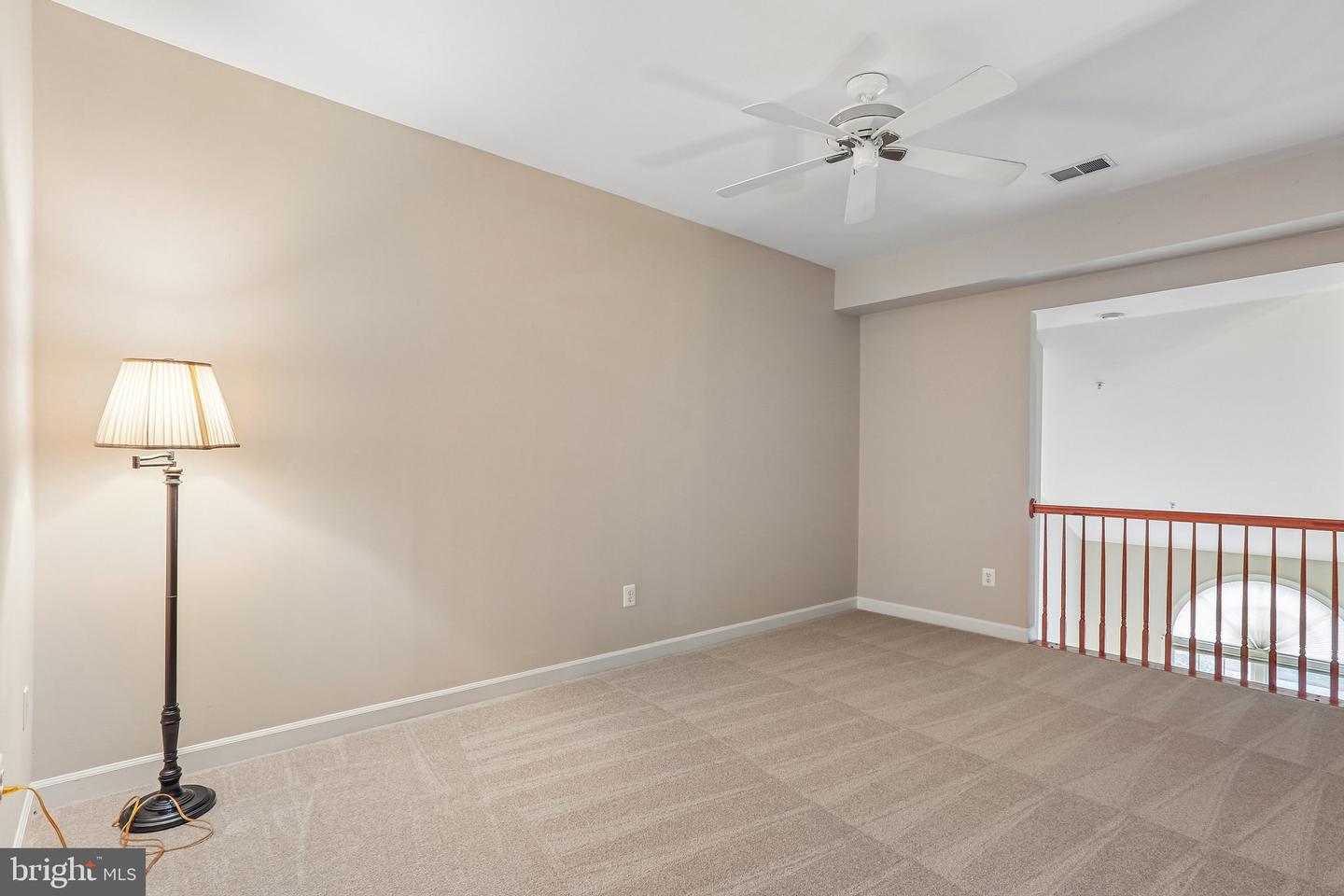 305 Colony Point Pl Property Photo 22
