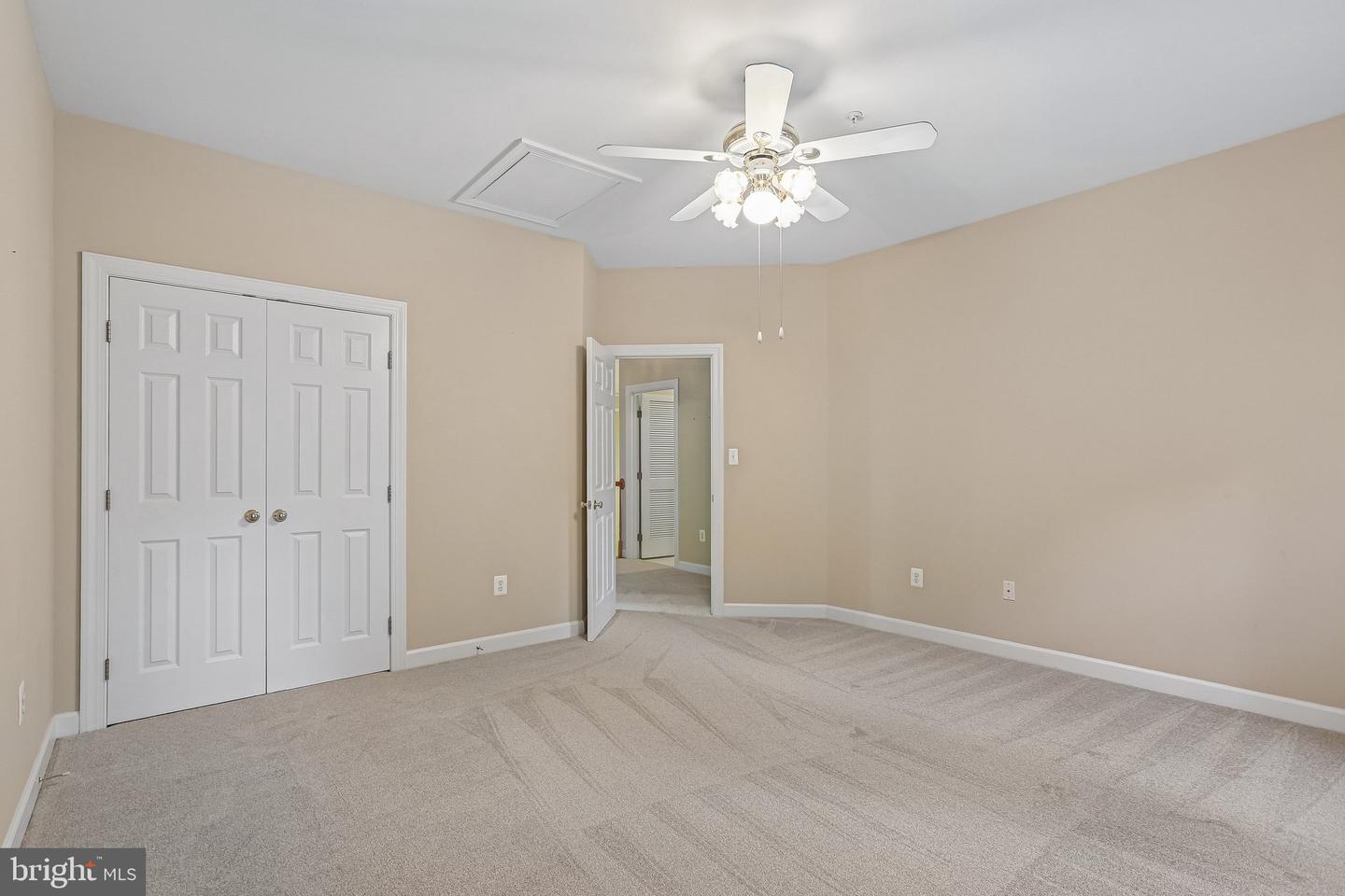 305 Colony Point Pl Property Photo 26