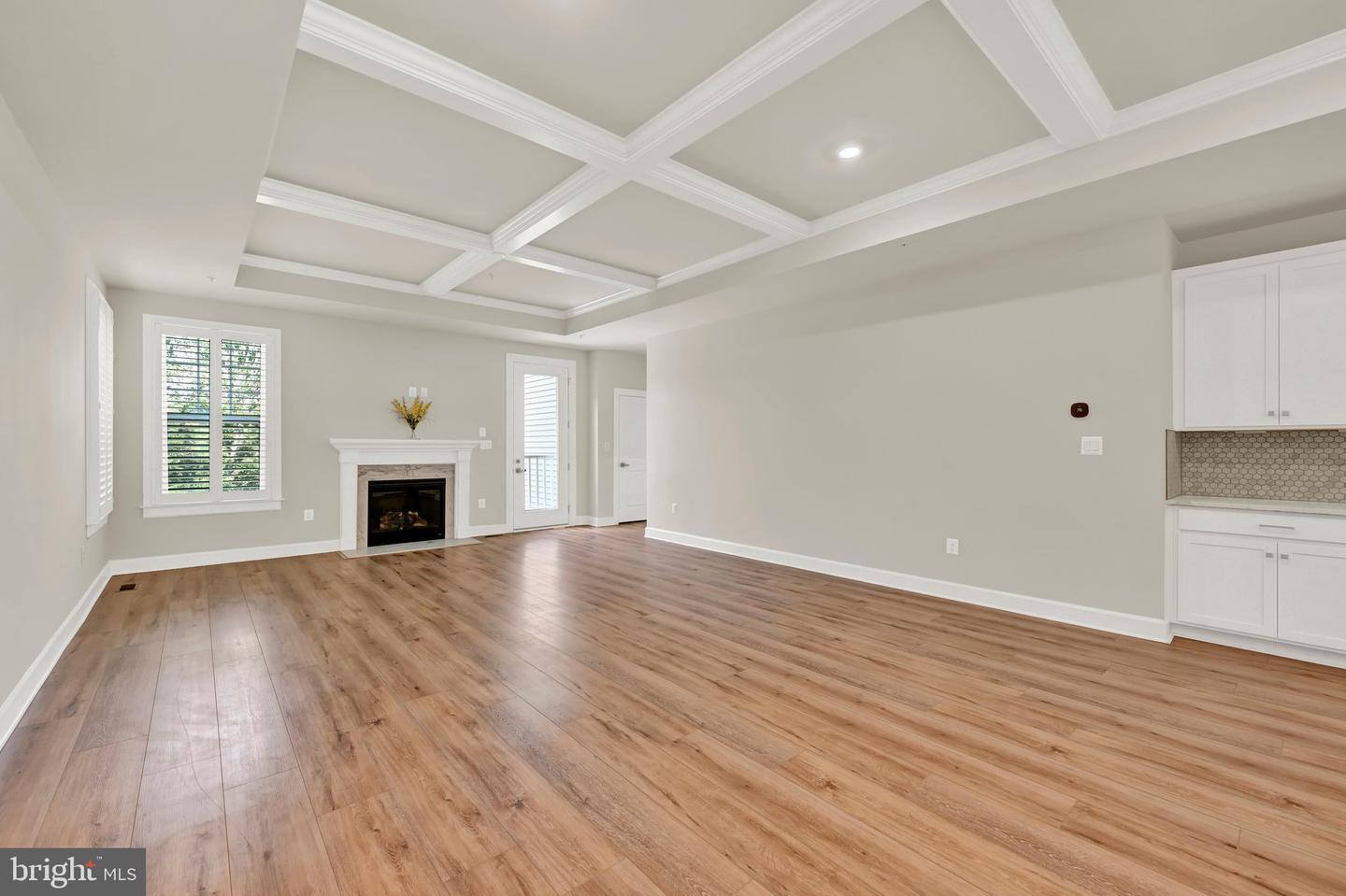 1232 Oleander Way Property Photo 13