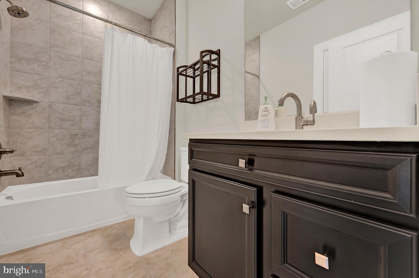 1232 Oleander Way Property Photo 30
