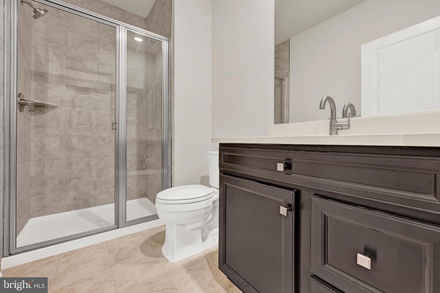 1232 Oleander Way Property Photo 35