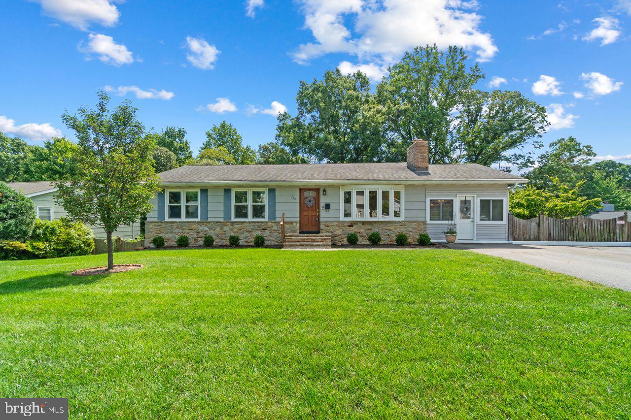 290 Halsey Rd Property Photo 1