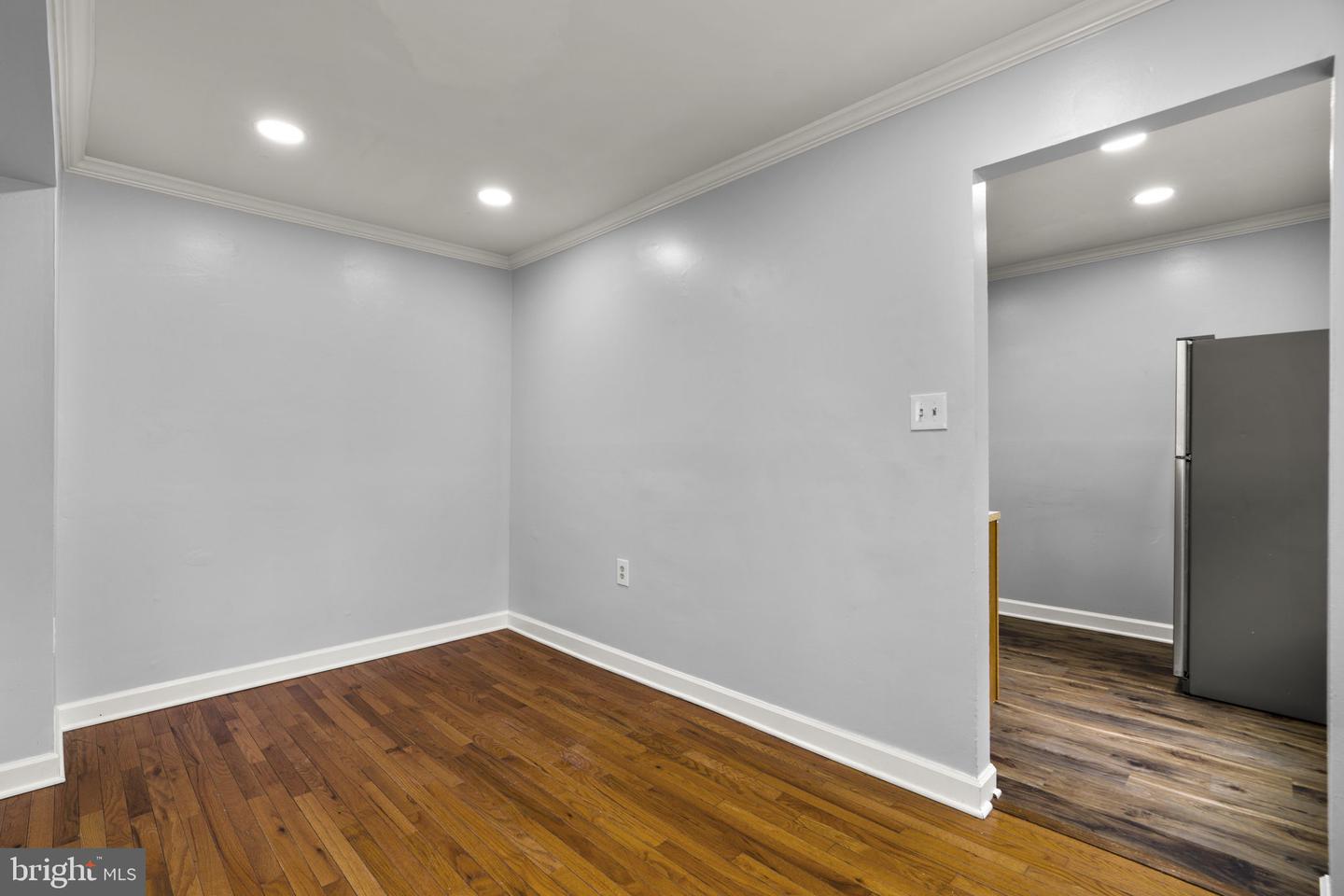 8247 Parham Ct Property Photo 4