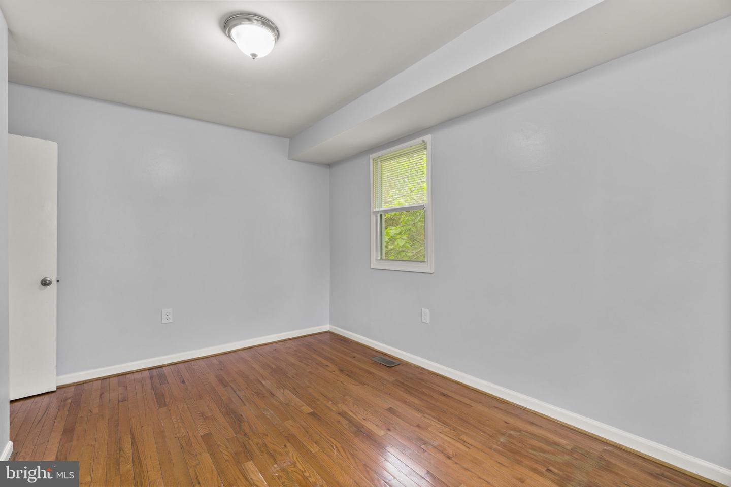 8247 Parham Ct Property Photo 11