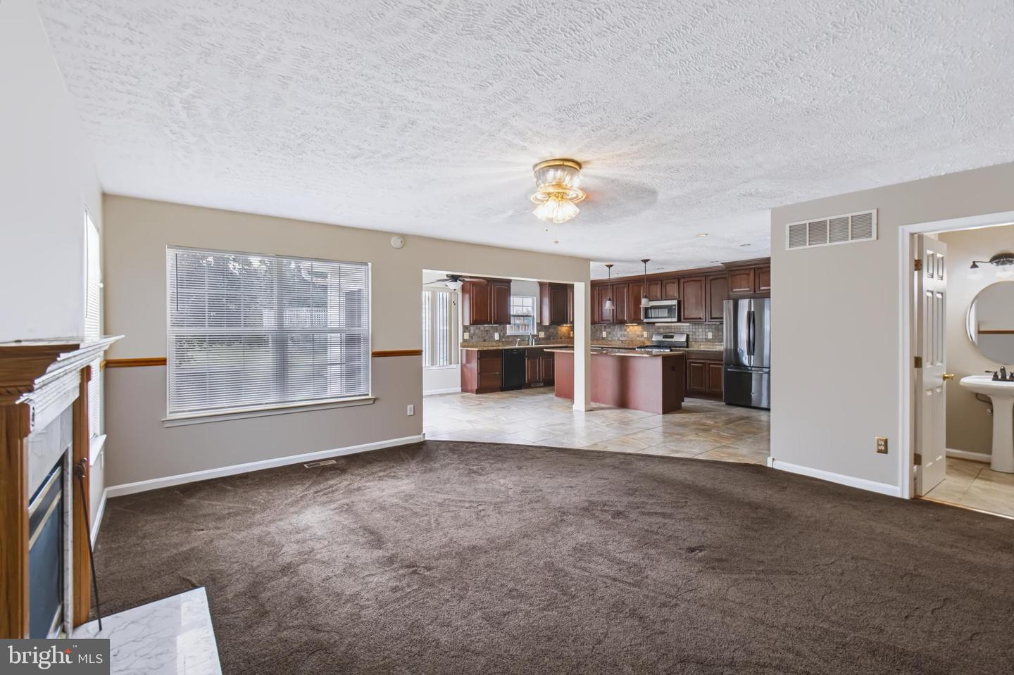 1409 Spring Plow Ct Property Photo 5