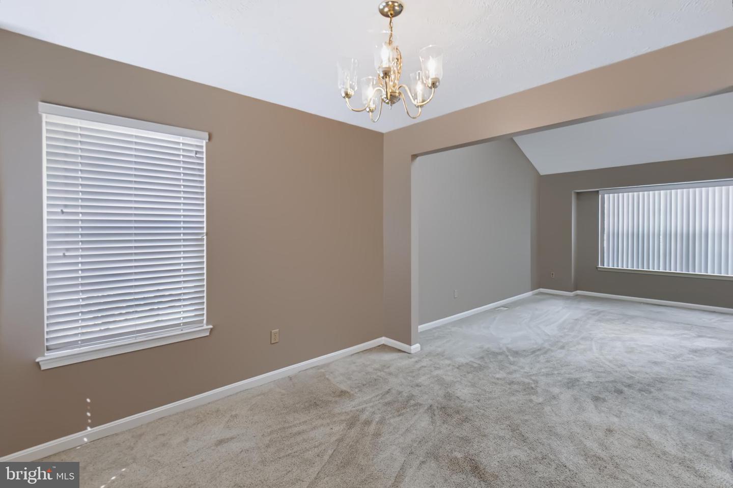 1409 Spring Plow Ct Property Photo 9