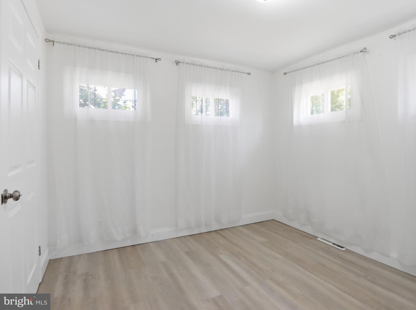 8055 Maywood Ave Property Photo 12