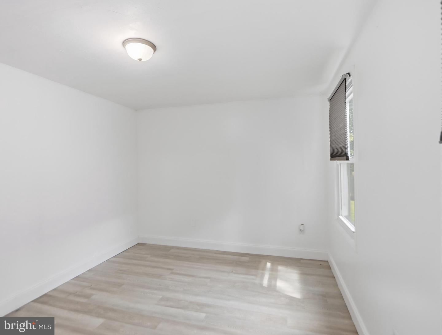 8055 Maywood Ave Property Photo 14