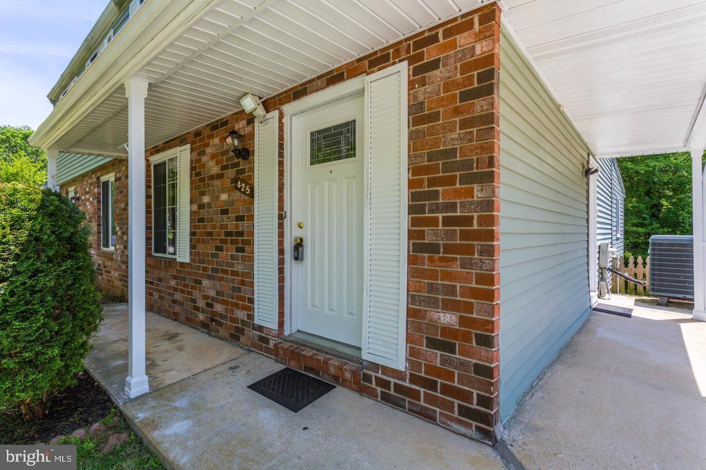 425 Blossom Tree Ct Property Photo 5