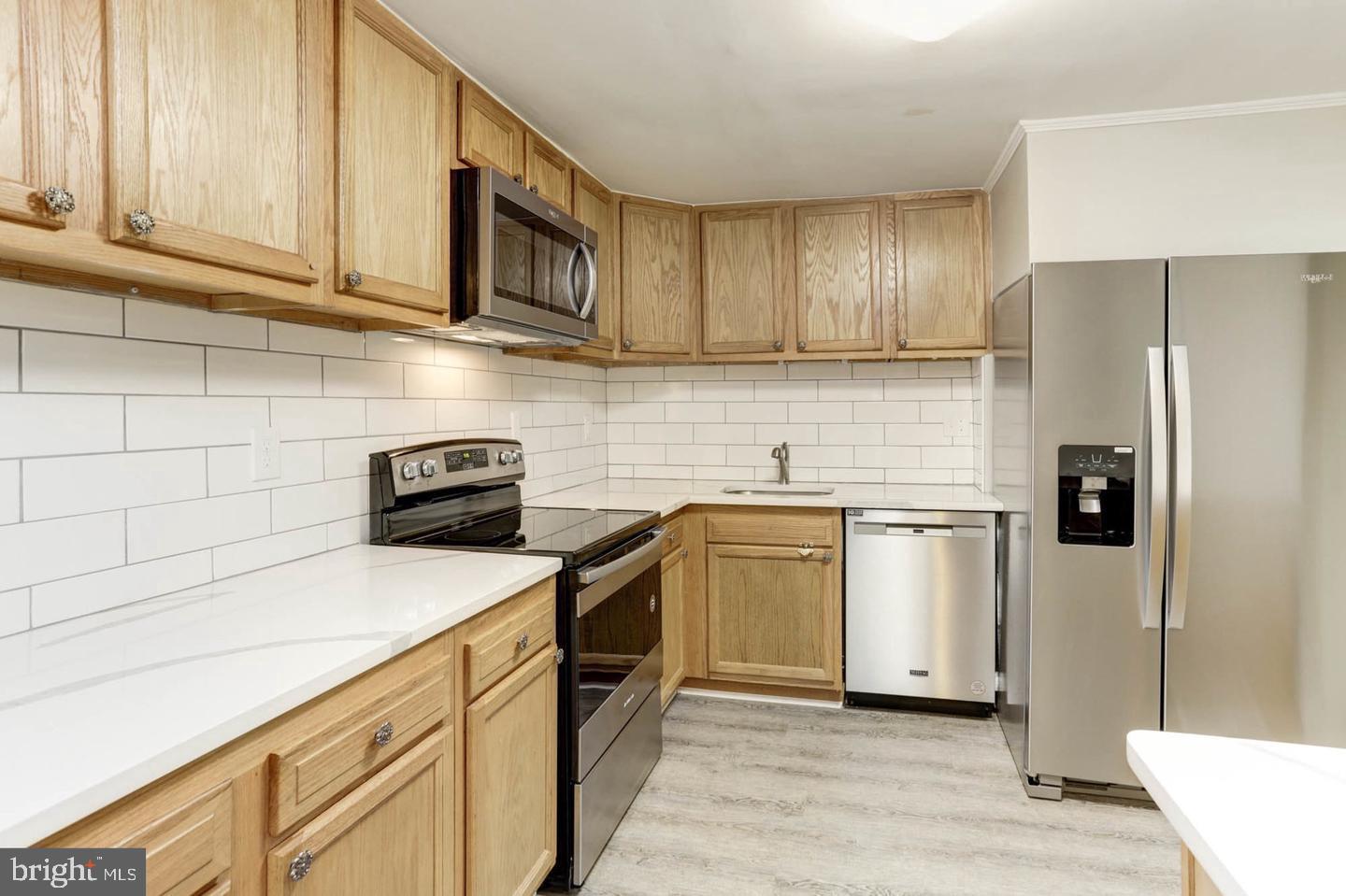 425 Blossom Tree Ct Property Photo 19