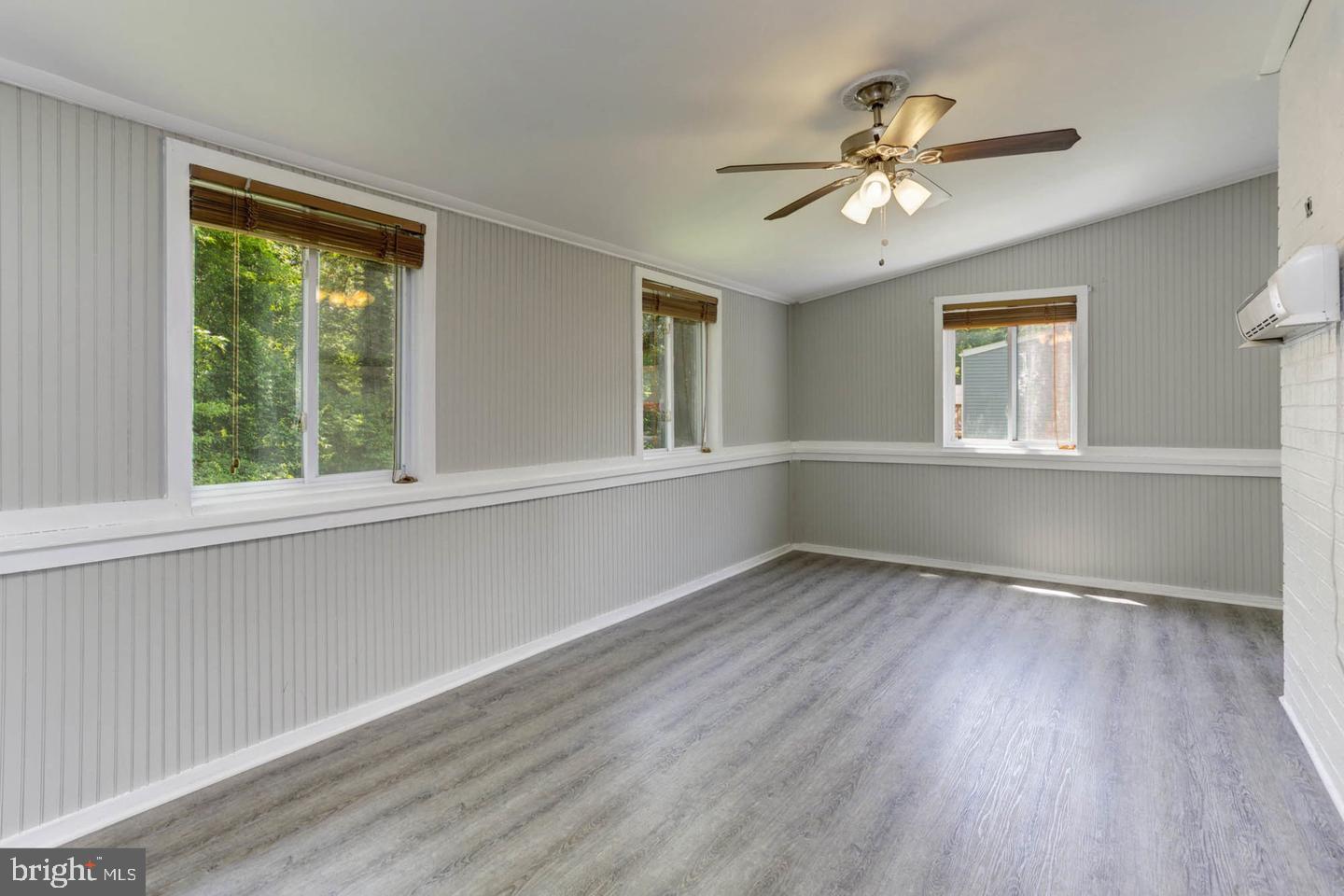 425 Blossom Tree Ct Property Photo 24
