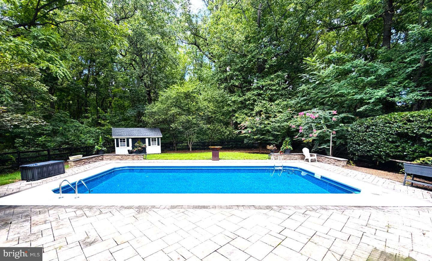 71 Farragut Property Photo 2
