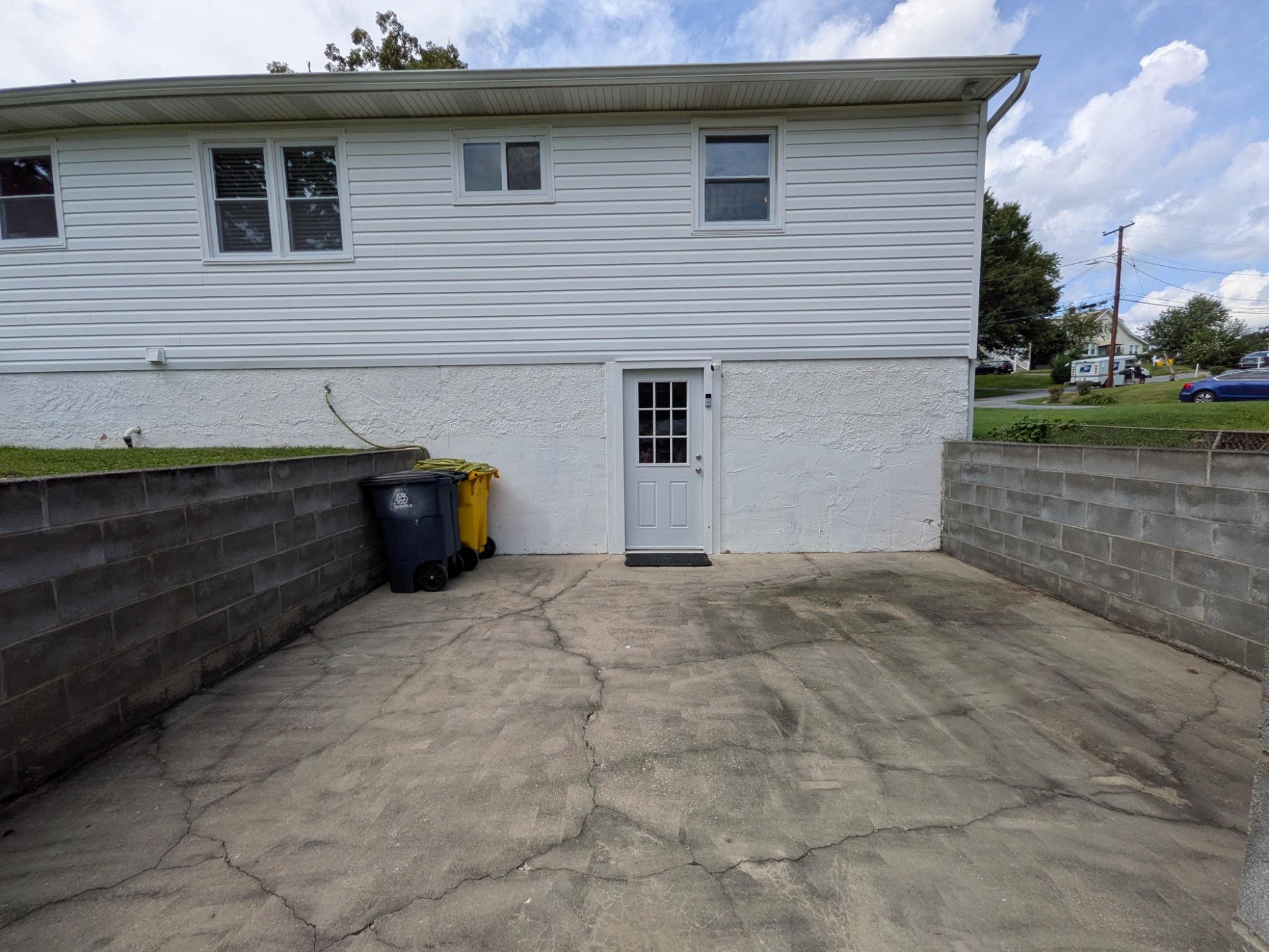 111 Maple Ave Property Photo 29