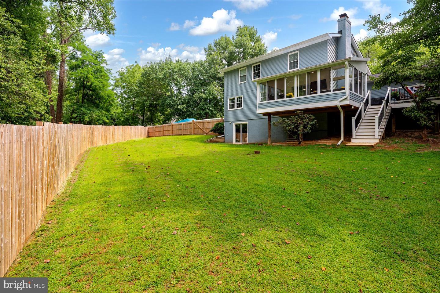 136 Collington Ct Property Photo 35