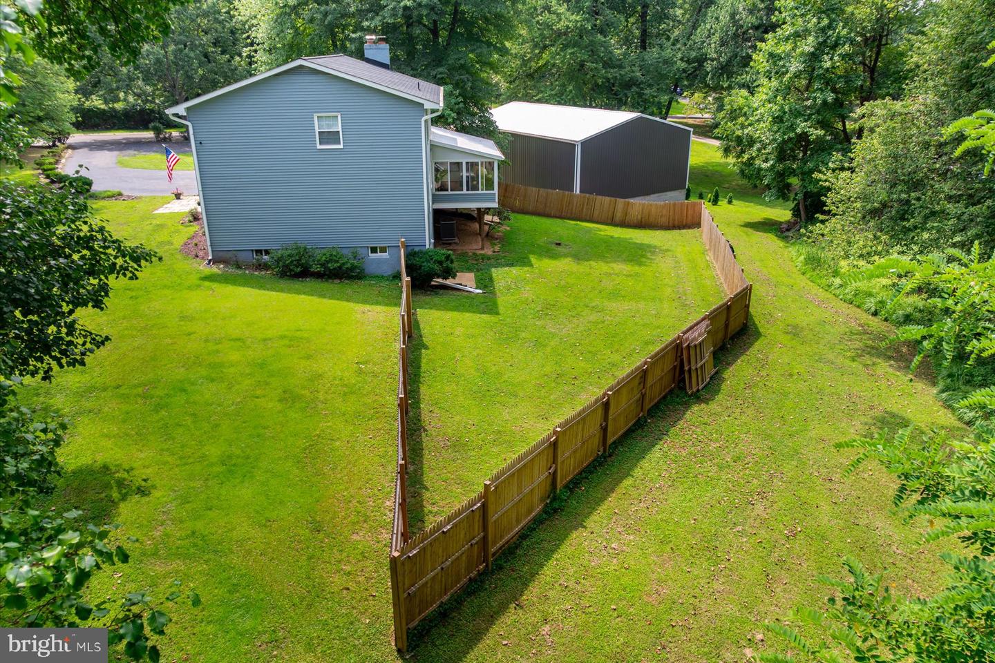 136 Collington Ct Property Photo 41