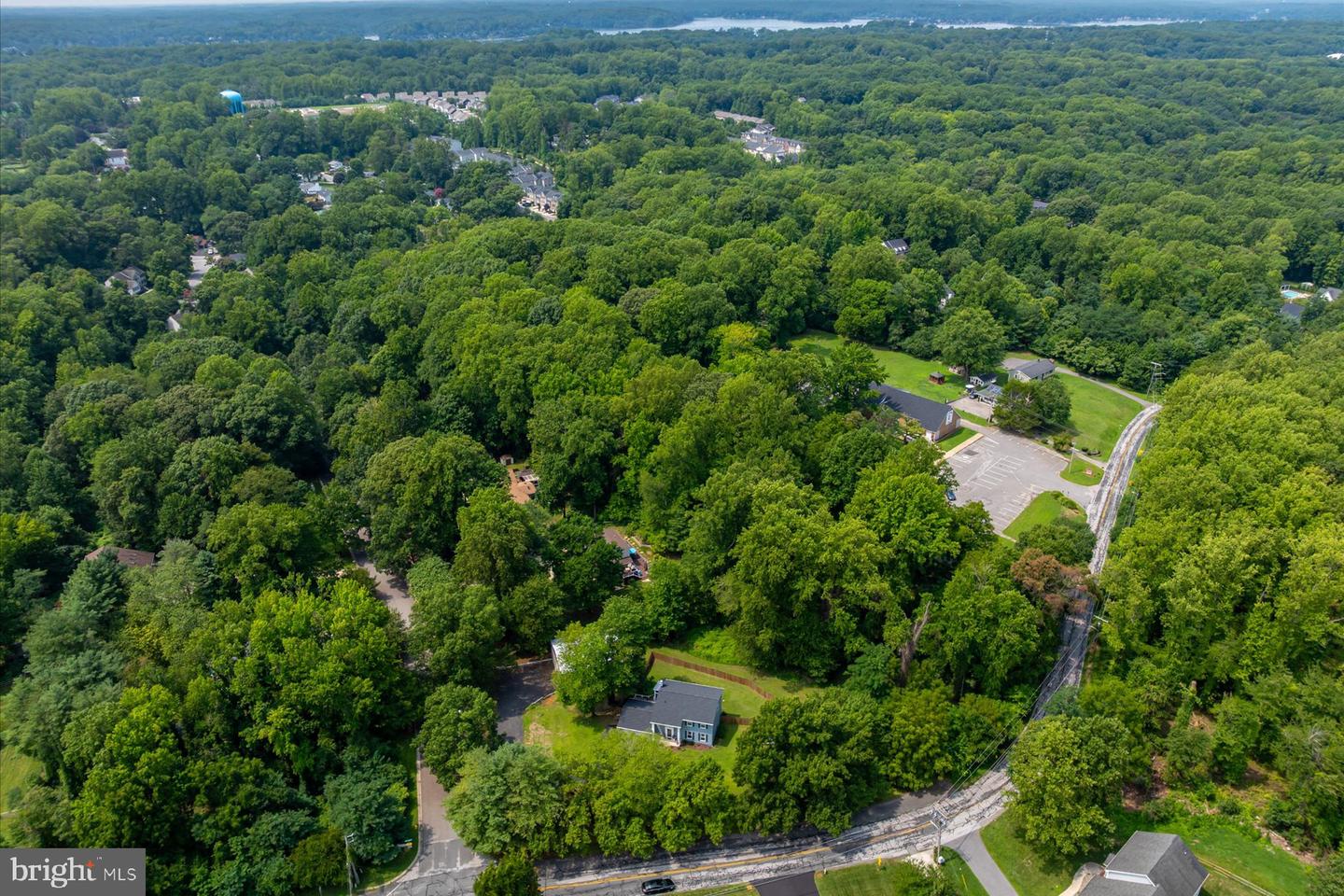 136 Collington Ct Property Photo 45