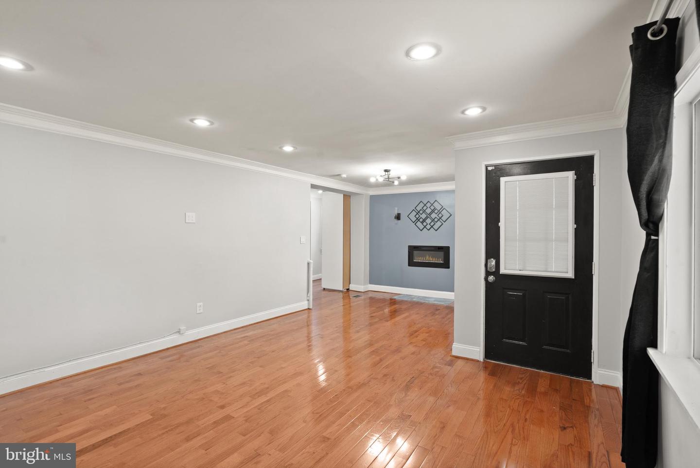 322 Maryland Ave Ne Property Photo 11