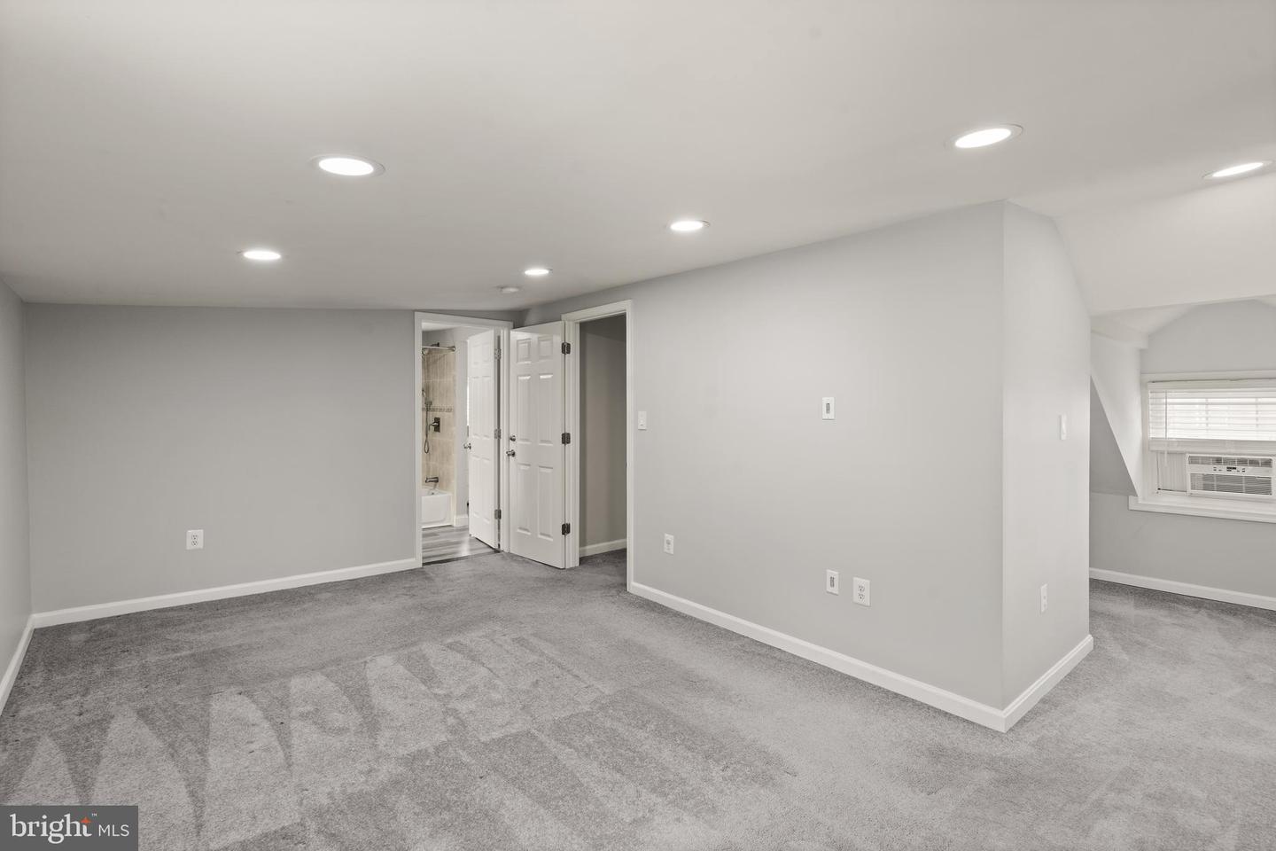 322 Maryland Ave Ne Property Photo 29