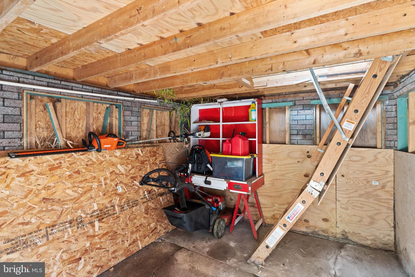 322 Maryland Ave Ne Property Photo 57